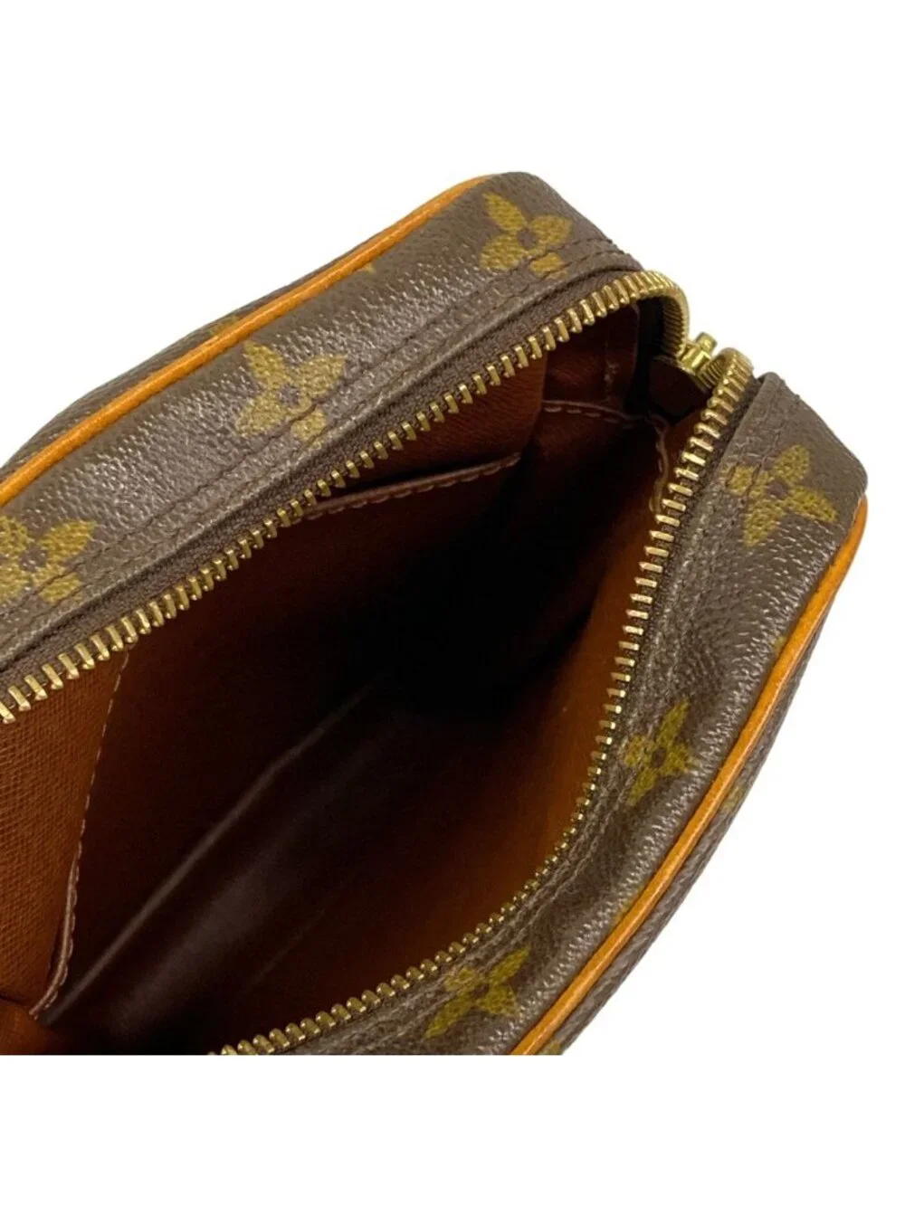 Louis Vuitton category shoulder